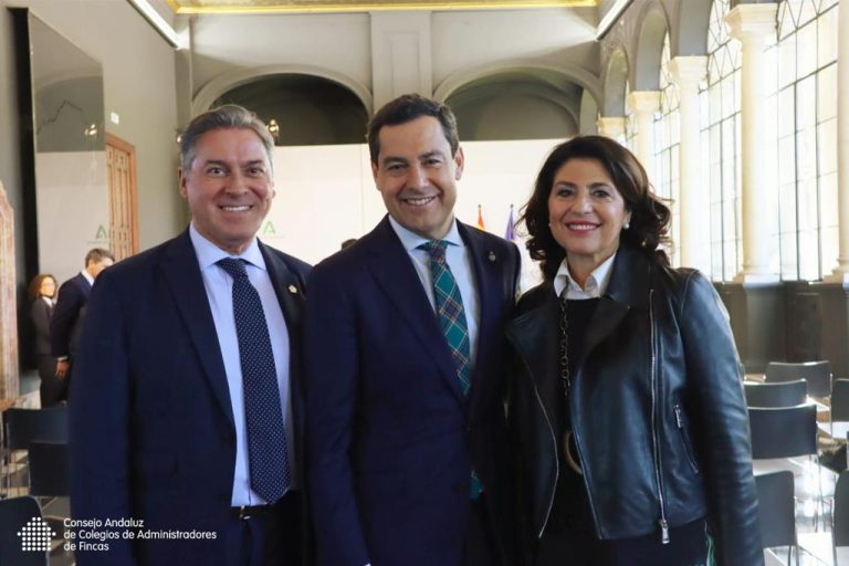 FOTO PRESIDENTA PRESIDENTE JUNTA DE ANDALUCIA
